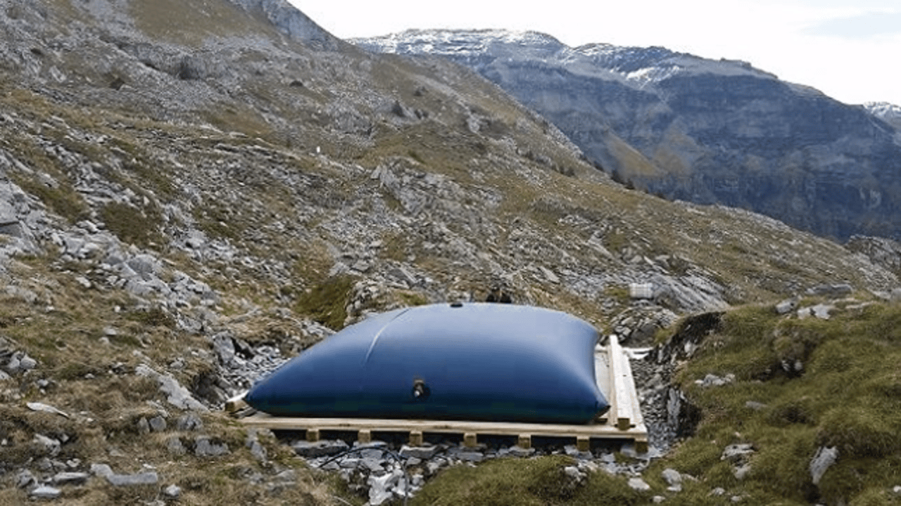 Citerne souple pour eau potable en montagne